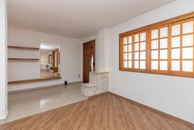 Casa, 3 quartos, 191 m² - Foto 2