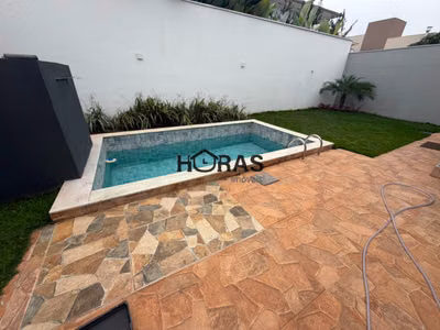 Casa, 3 quartos, 270 m² - Foto 1