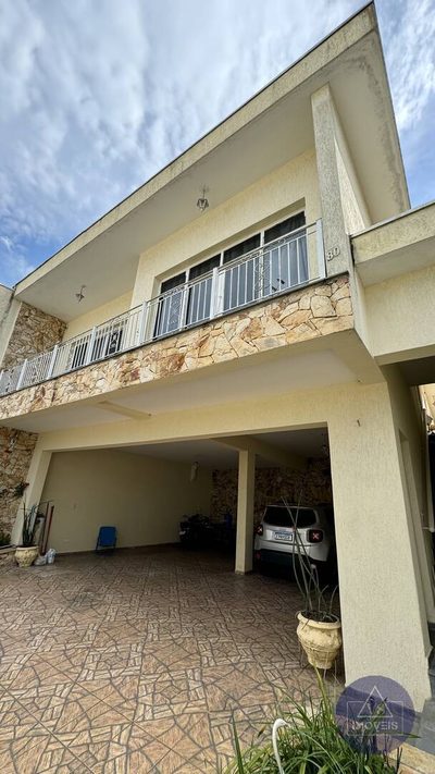 Casa, 3 quartos, 181 m² - Foto 2