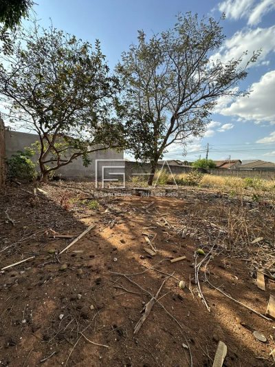 Terreno, 300 m² - Foto 1