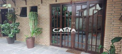 Sobrado, 3 quartos, 228 m² - Foto 1