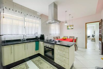 Casa, 3 quartos, 225 m² - Foto 4