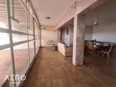 Casa, 3 quartos, 2230 m² - Foto 4