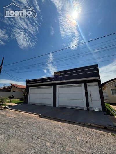 Casa, 3 quartos, 220 m² - Foto 2