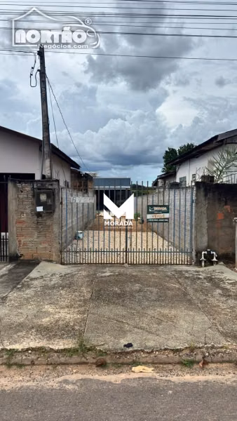 Casa, 3 quartos, 304 m² - Foto 1