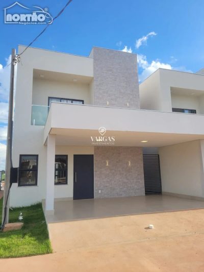Casa, 2 quartos, 138 m² - Foto 1
