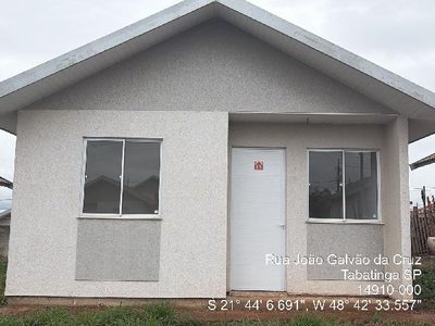 Casa, 2 quartos, 218 m² - Foto 1
