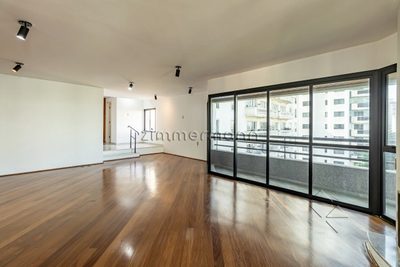 Apartamento, 3 quartos, 220 m² - Foto 2