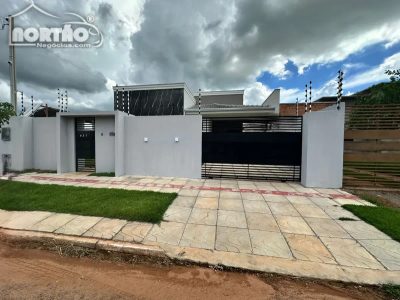 Casa, 4 quartos, 300 m² - Foto 1