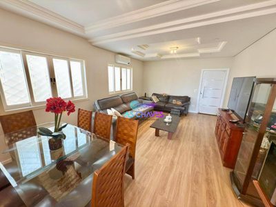 Casa, 3 quartos, 205 m² - Foto 1