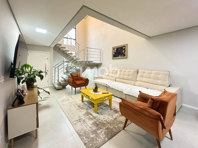 Casa, 3 quartos, 228 m² - Foto 1