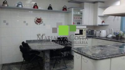Casa, 3 quartos, 330 m² - Foto 4