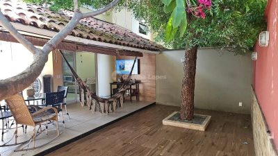Casa, 4 quartos, 189 m² - Foto 1