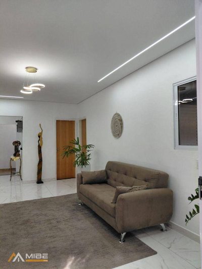 Casa, 3 quartos, 210 m² - Foto 2