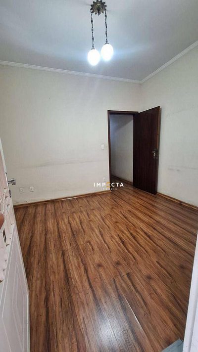 Casa, 6 quartos, 160 m² - Foto 1