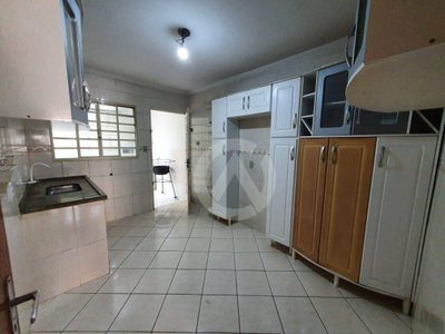 Apartamento, 3 quartos, 80 m² - Foto 1