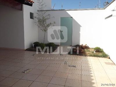 Casa, 3 quartos, 300 m² - Foto 2