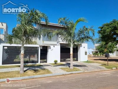 Casa, 5 quartos, 286 m² - Foto 1