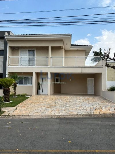 Casa, 3 quartos, 230 m² - Foto 1