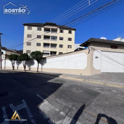 Casa, 4 quartos, 84 m² - Foto 1