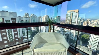 Apartamento, 4 quartos, 242 m² - Foto 1