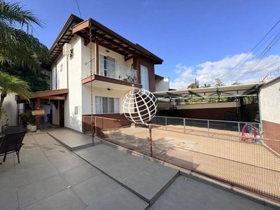 Casa, 3 quartos, 134 m² - Foto 1