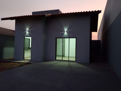 Casa, 2 quartos, 200 m² - Foto 1