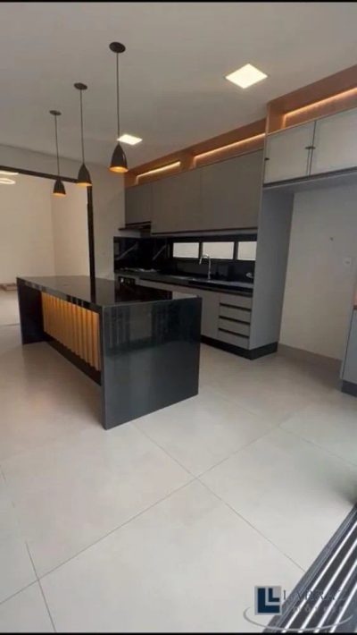 Casa, 3 quartos, 193 m² - Foto 3