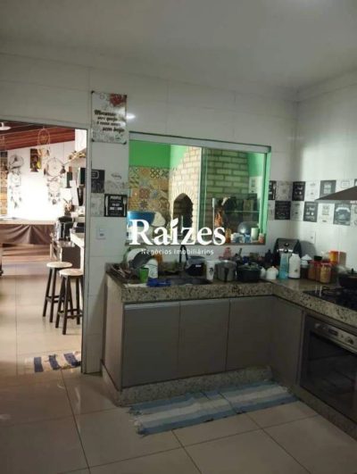 Casa, 3 quartos, 250 m² - Foto 3