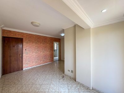 Apartamento, 3 quartos, 70 m² - Foto 2