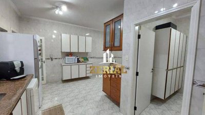 Sobrado, 3 quartos, 272 m² - Foto 5