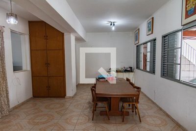Casa, 5 quartos, 328 m² - Foto 1