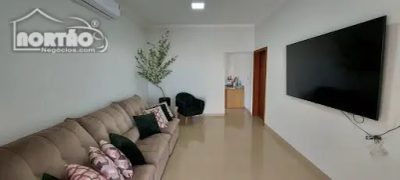 Casa, 3 quartos, 205 m² - Foto 5