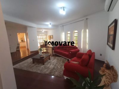 Casa, 3 quartos, 220 m² - Foto 1