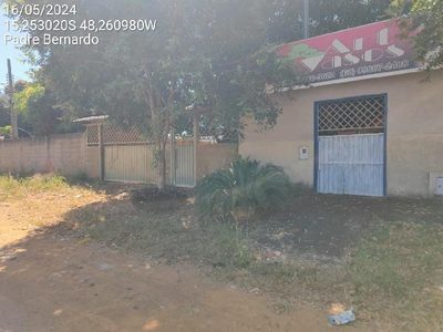 Casa, 2 quartos, 378 m² - Foto 1