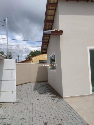 Casa, 3 quartos, 107 m² - Foto 2