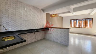 Casa, 6 quartos, 200 m² - Foto 5