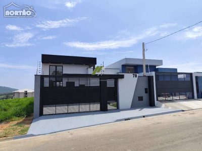 Casa, 5 quartos, 88 m² - Foto 1