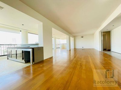 Apartamento, 3 quartos, 215 m² - Foto 2