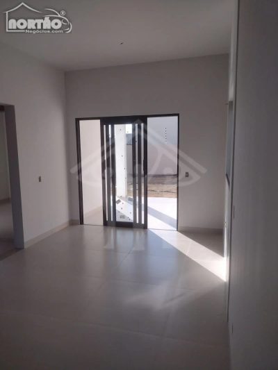 Casa, 3 quartos, 93 m² - Foto 2