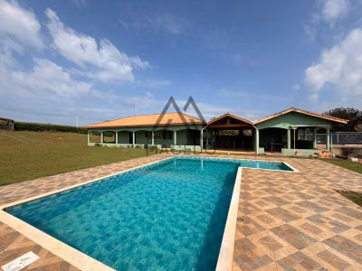 Sítio, 3 quartos, 3000 m² - Foto 1