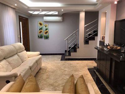 Casa, 3 quartos, 260 m² - Foto 1