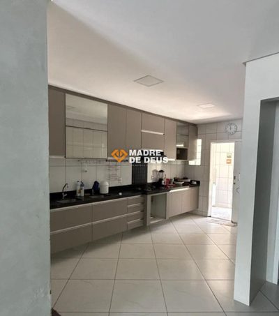 Casa, 4 quartos, 300 m² - Foto 4