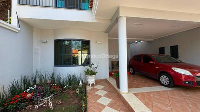 Casa, 3 quartos, 306 m² - Foto 2