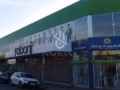 Loja-Salão, 5900 m² - Foto 1