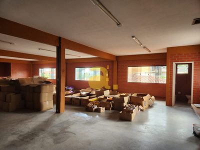 Depósito-Galpão, 600 m² - Foto 2