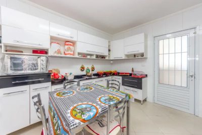 Casa, 3 quartos, 200 m² - Foto 2