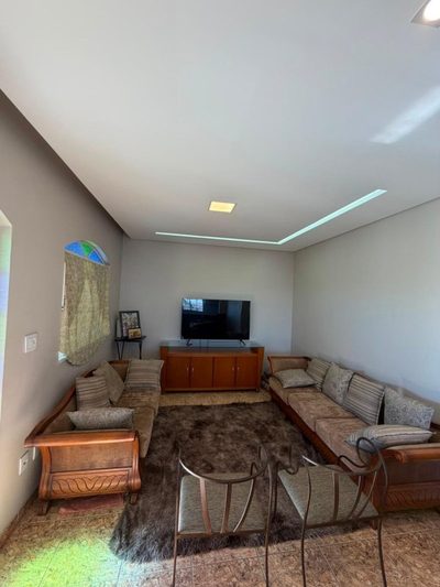 Casa, 5 quartos, 230 m² - Foto 3