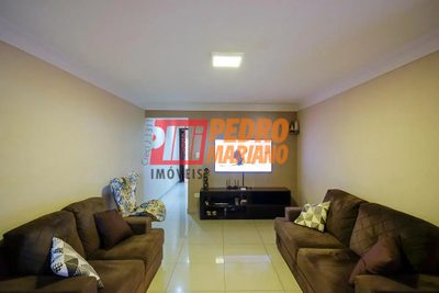 Sobrado, 3 quartos, 203 m² - Foto 1