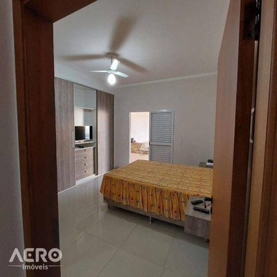 Casa, 2 quartos, 302 m² - Foto 4